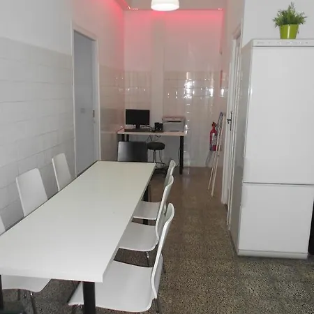 Gold Apartment *