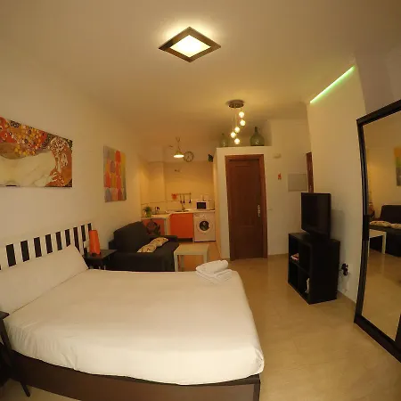 Gold Apartment *